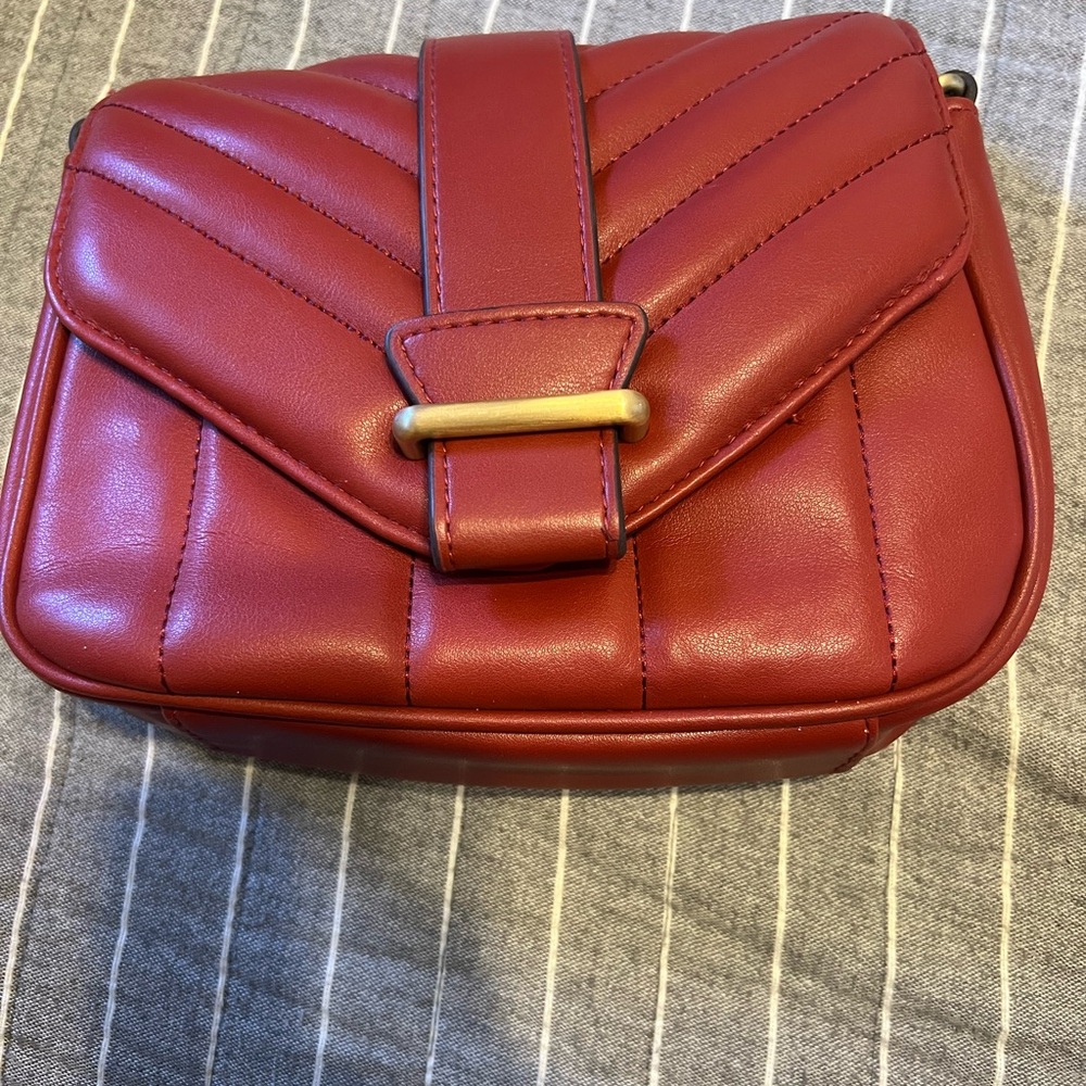 Elegant Red Quilted Women's Bag
